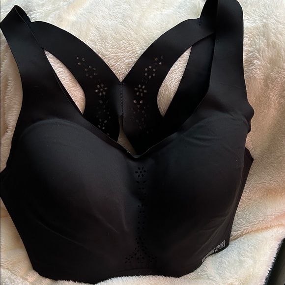 Victoria’s Secret Angel Max Sport Bra - Picture 3 of 12